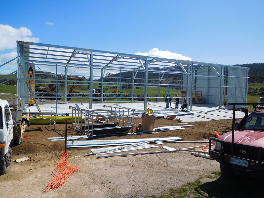Steel workshop shed in Devonport, Tasmania