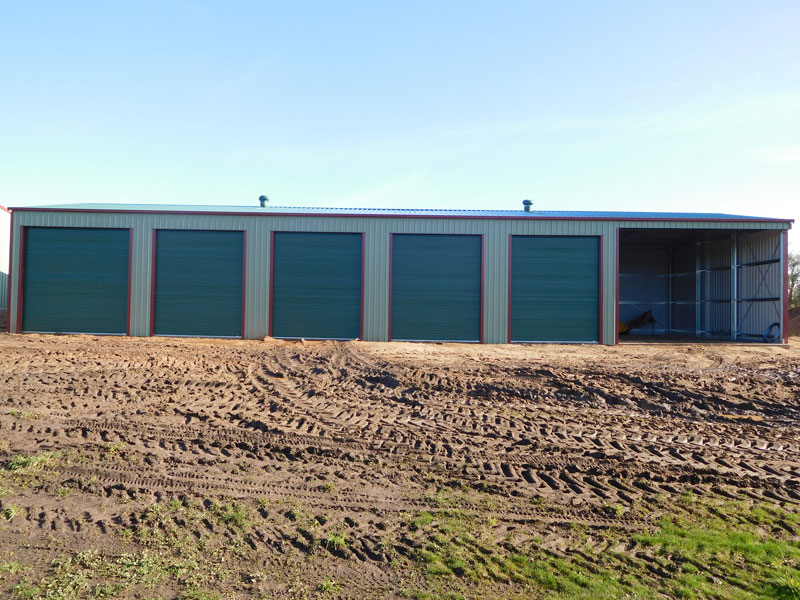 Steel garage and workshop in Launceston, Tasmania